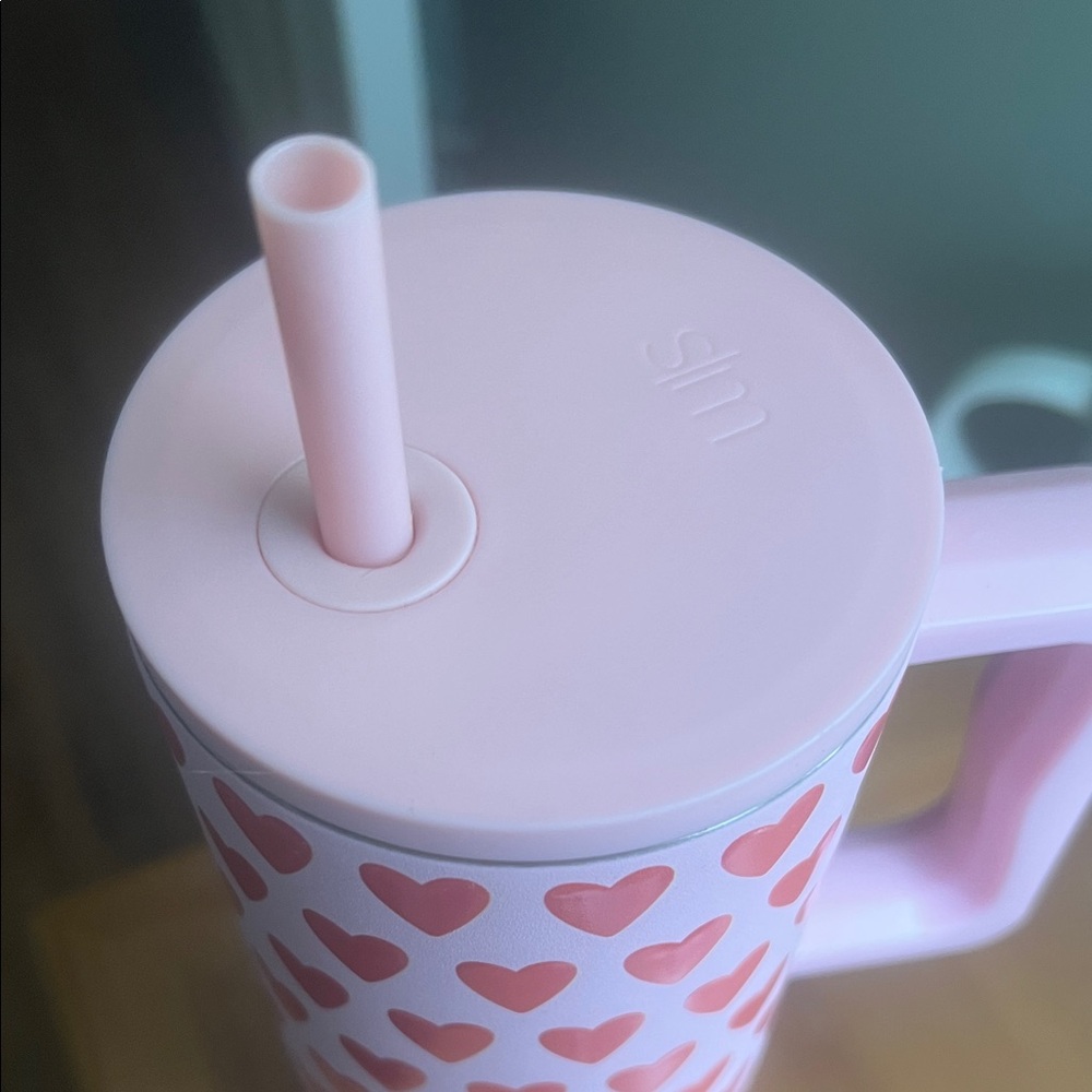 Simple Moder Pink Heart Patterned cup - Picture 4 of 8